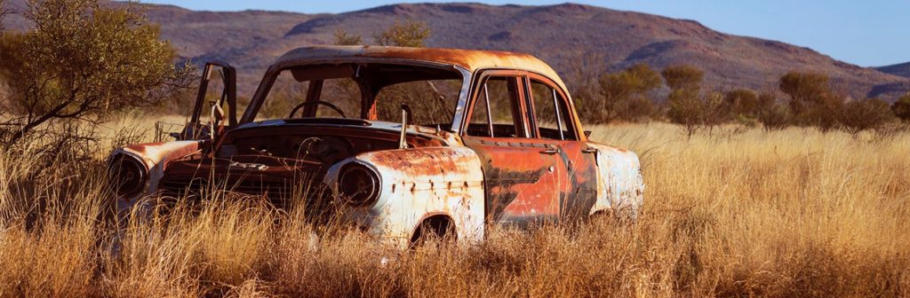 rusted old car
